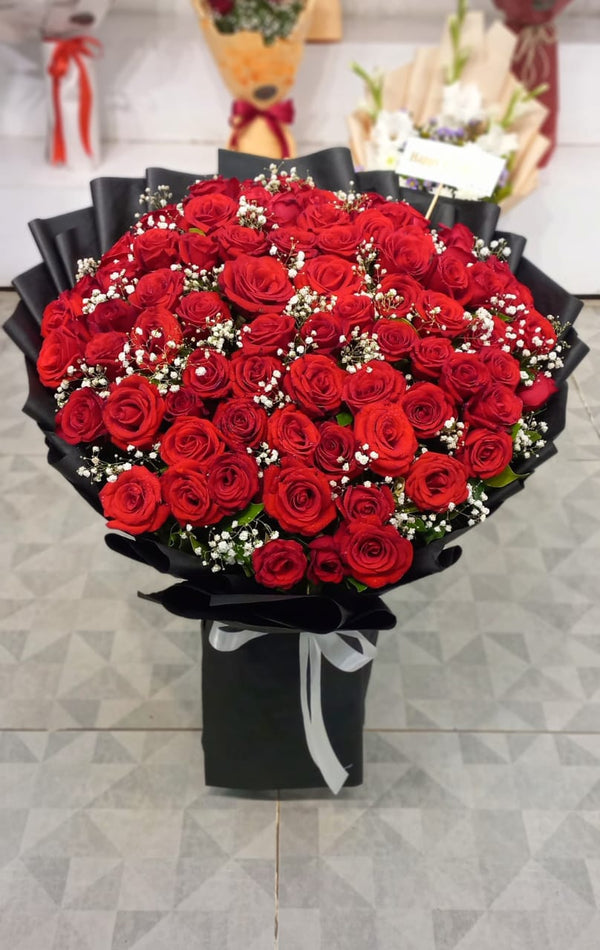 Red Roses with Baby’s Breath & Black Wrap