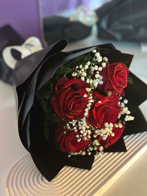 Red Roses with Baby’s Breath – Black Wrap Edition