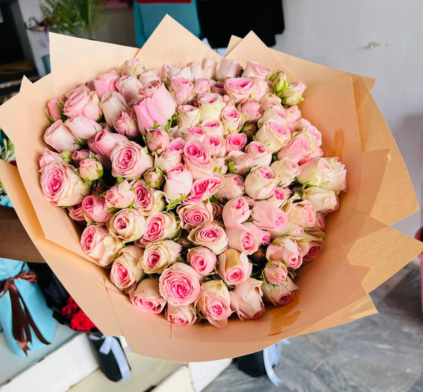 Spray Roses Bouquet