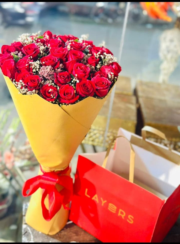 Bouquet with Layer Cake