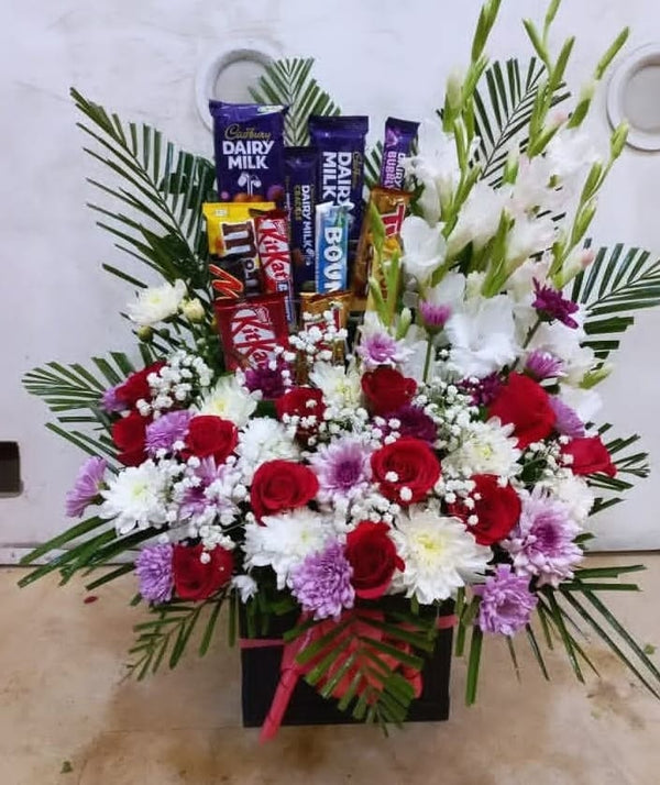 Fresh Flowers Box with Chocolates